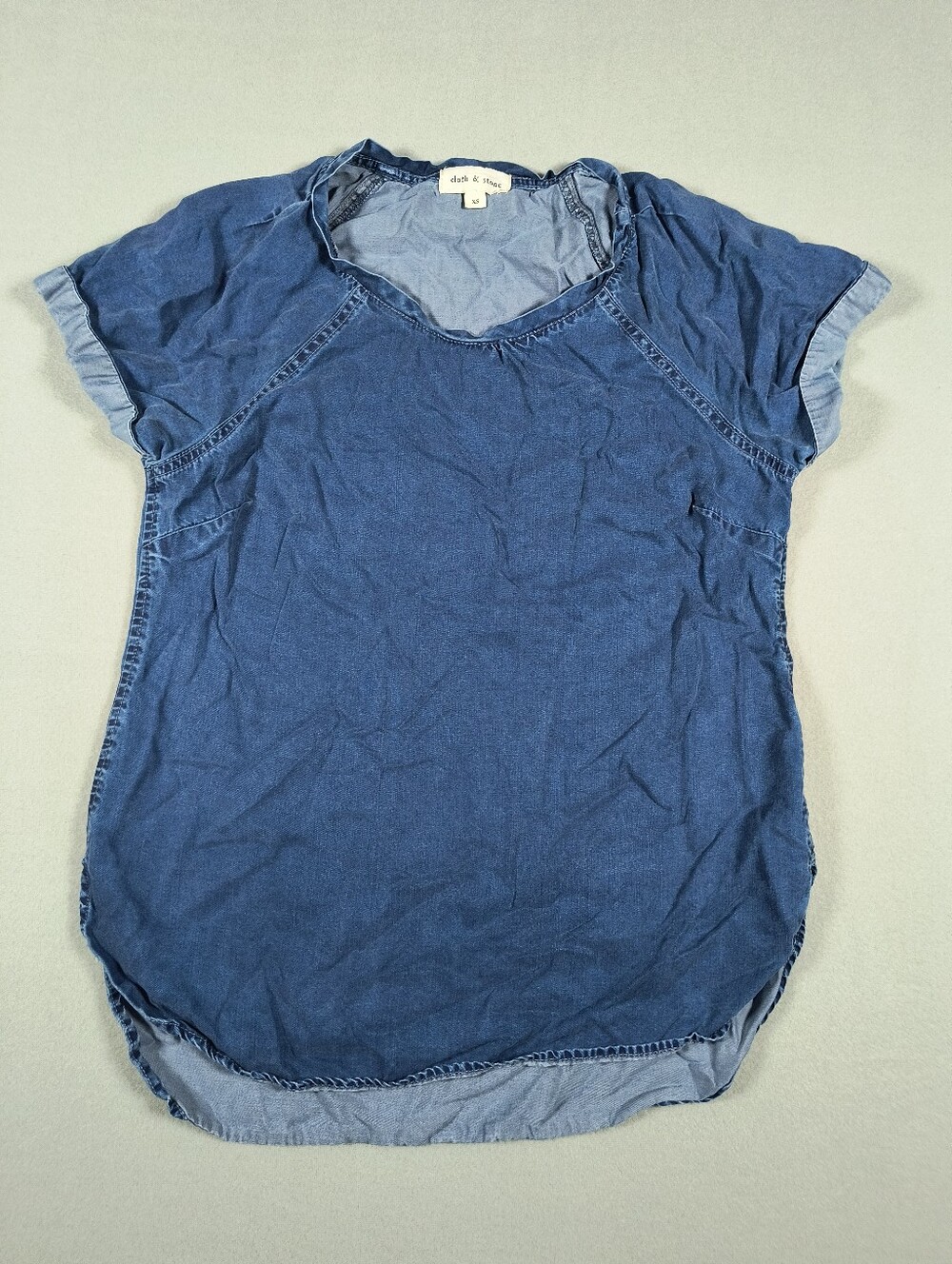 🔥 Bundle 2 For $7🔥 Cloth & Stone denim/chambray shirt, women's xs